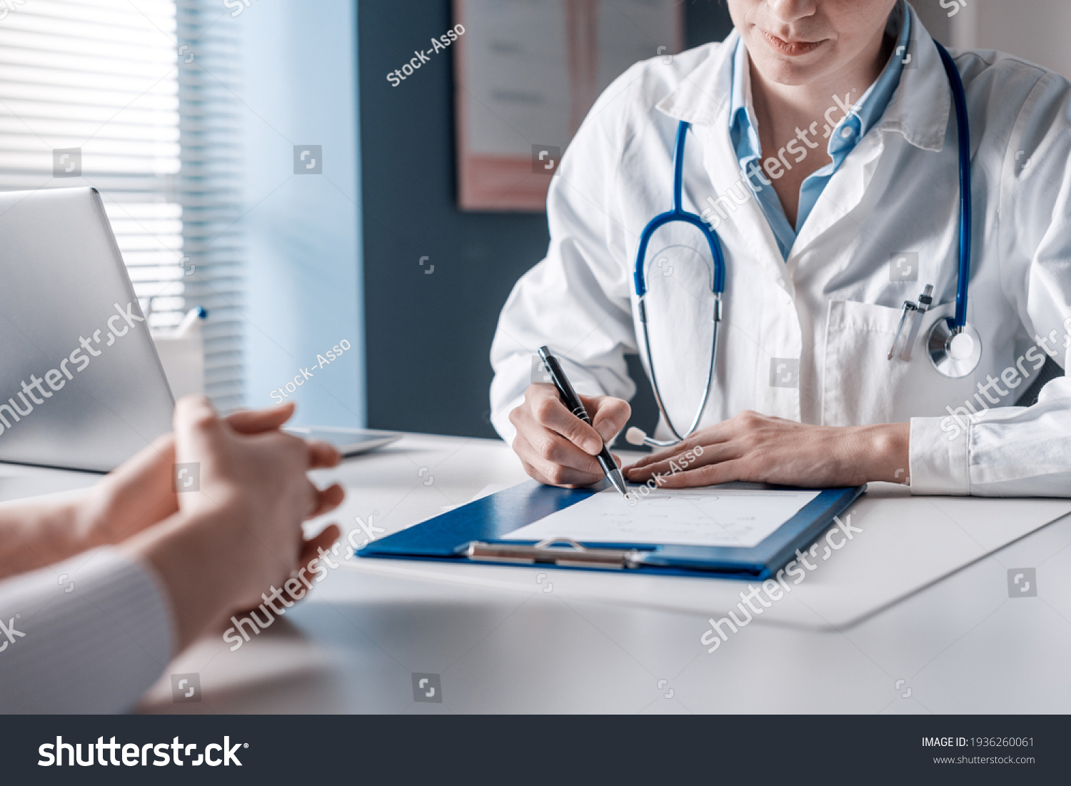 Dra Rosalina Esquivel